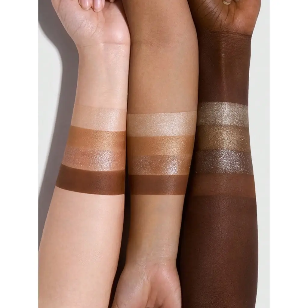 ظلال عيون Sheglam Essential Quad ظلال طبقة رقيقة