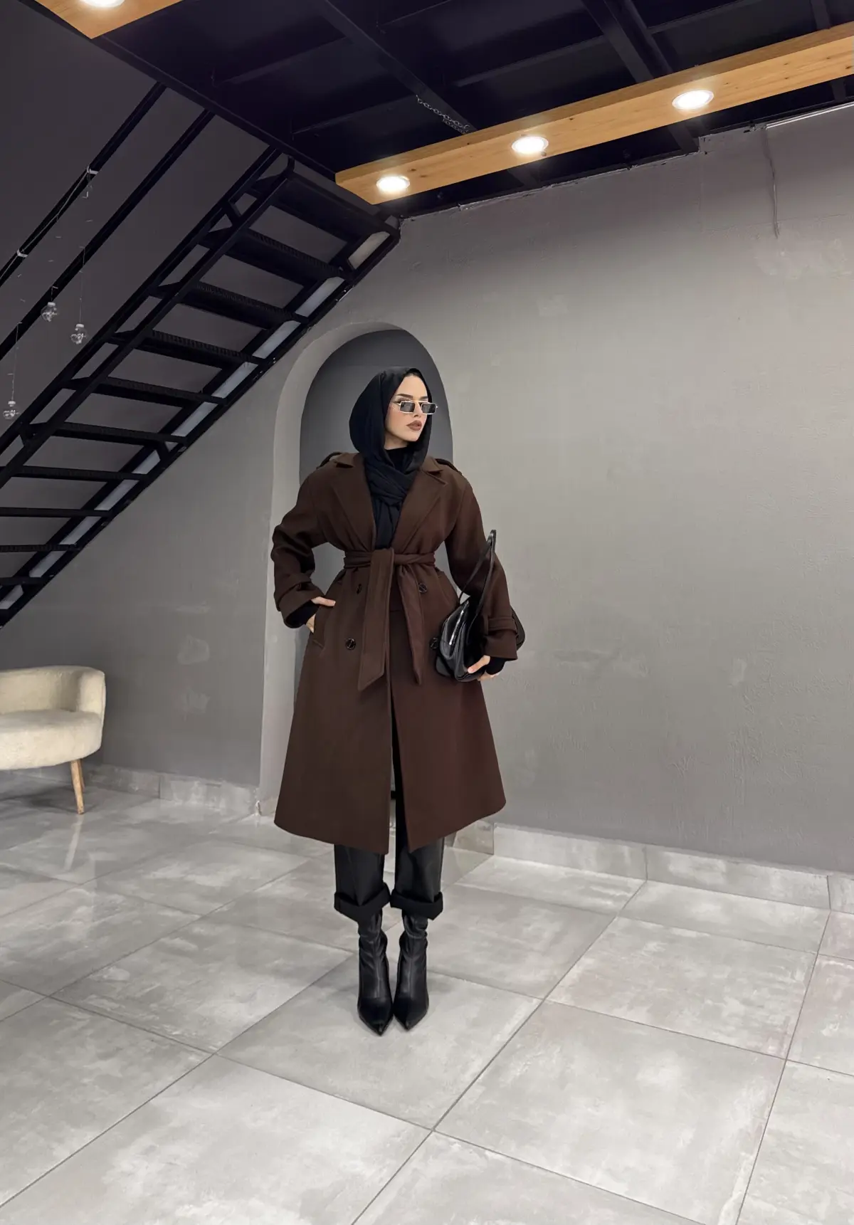 معطف قصة كاملة كشمير