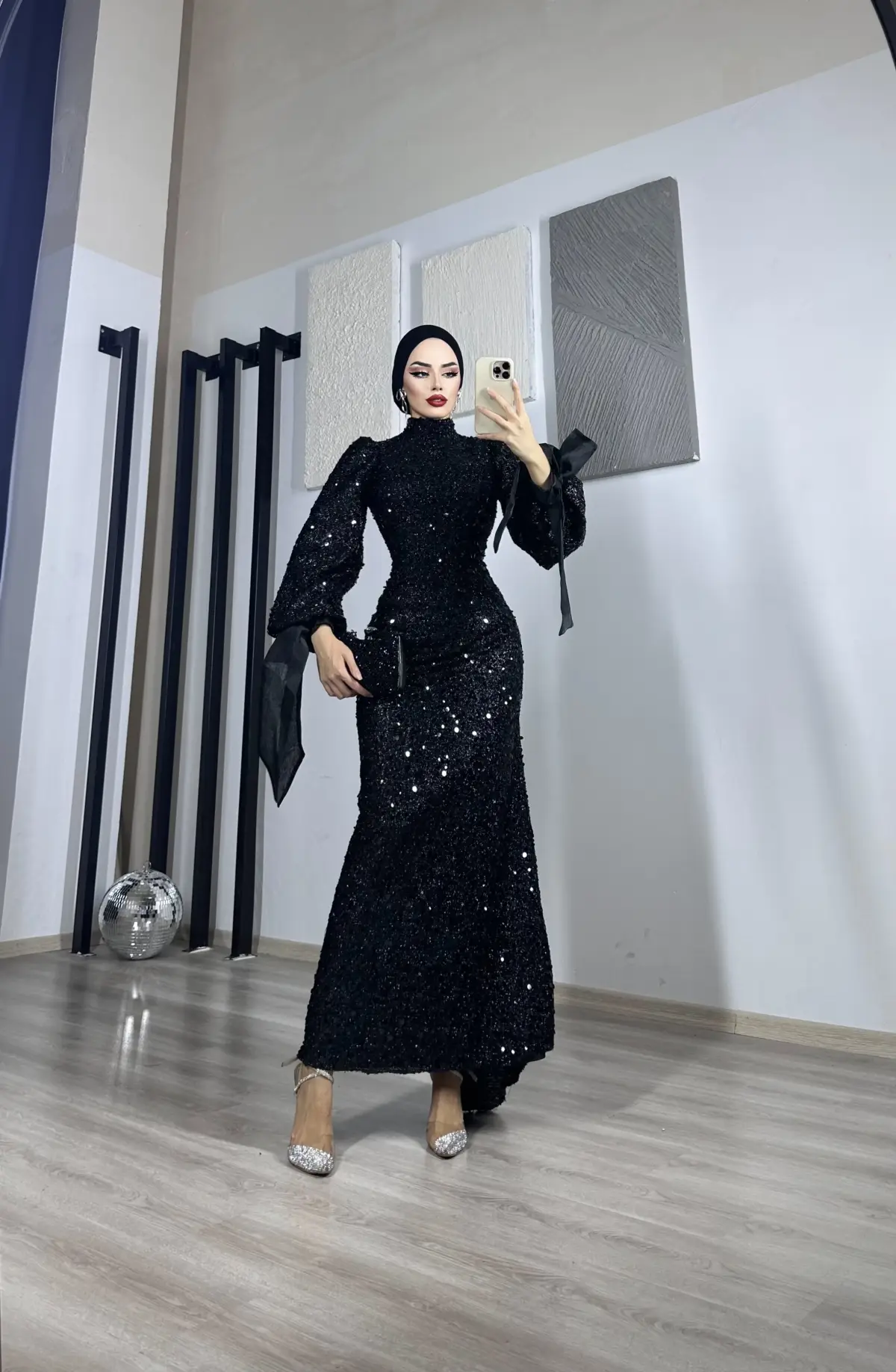 IŞILTILI SİNDİ ABİYE SİYAH