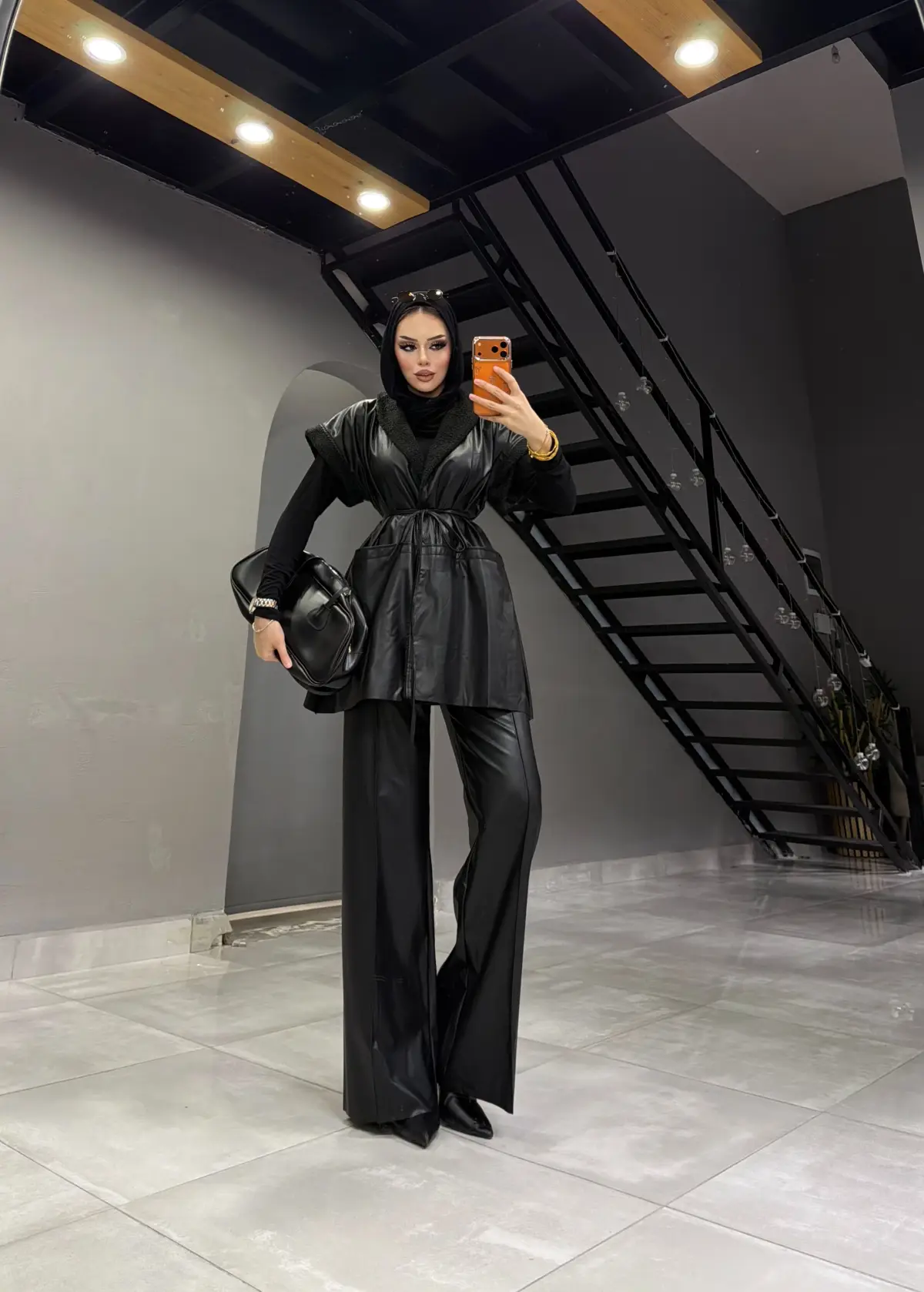 Siyah
