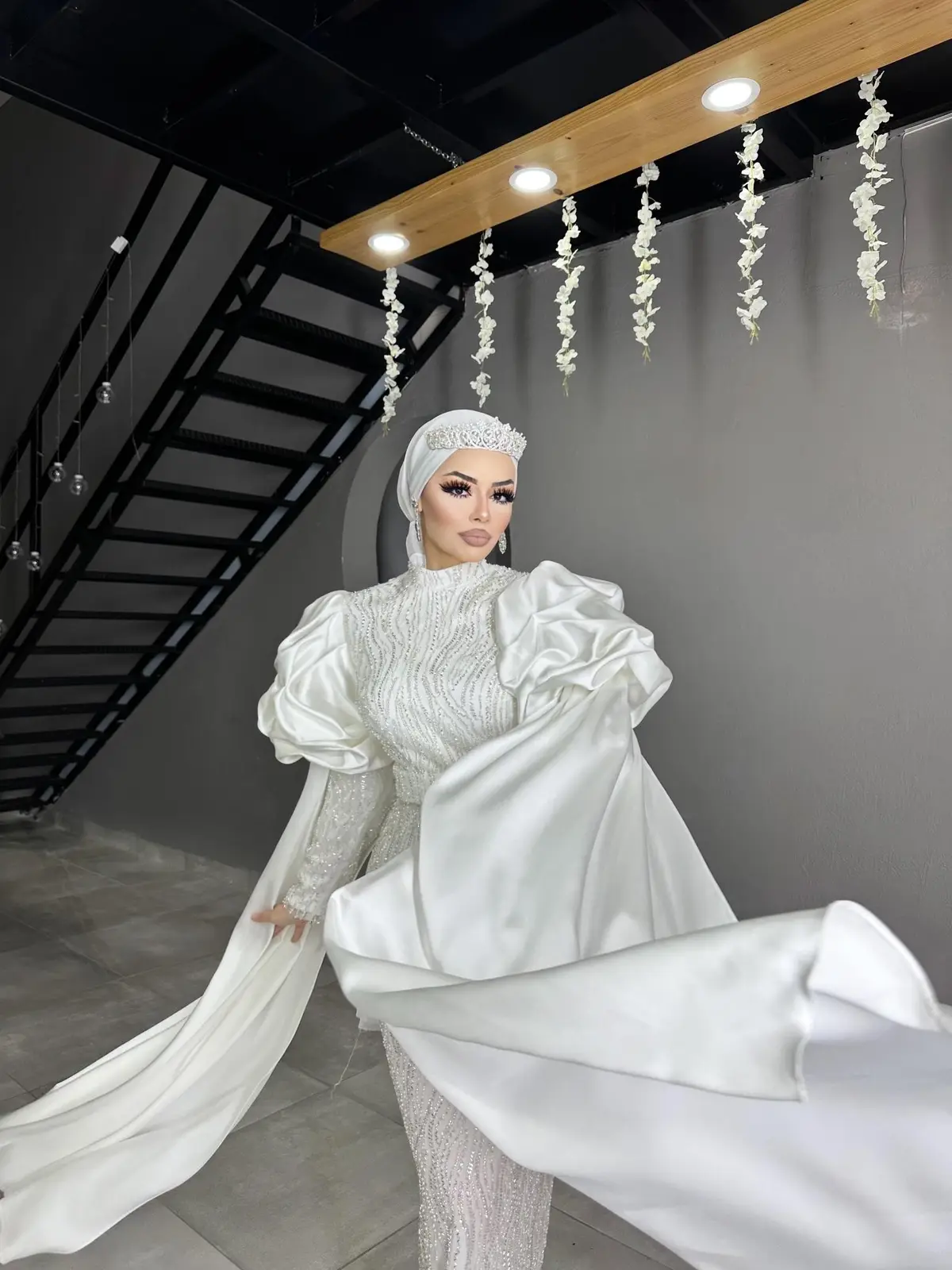Özel Tasarım Kuğu Model Abiye