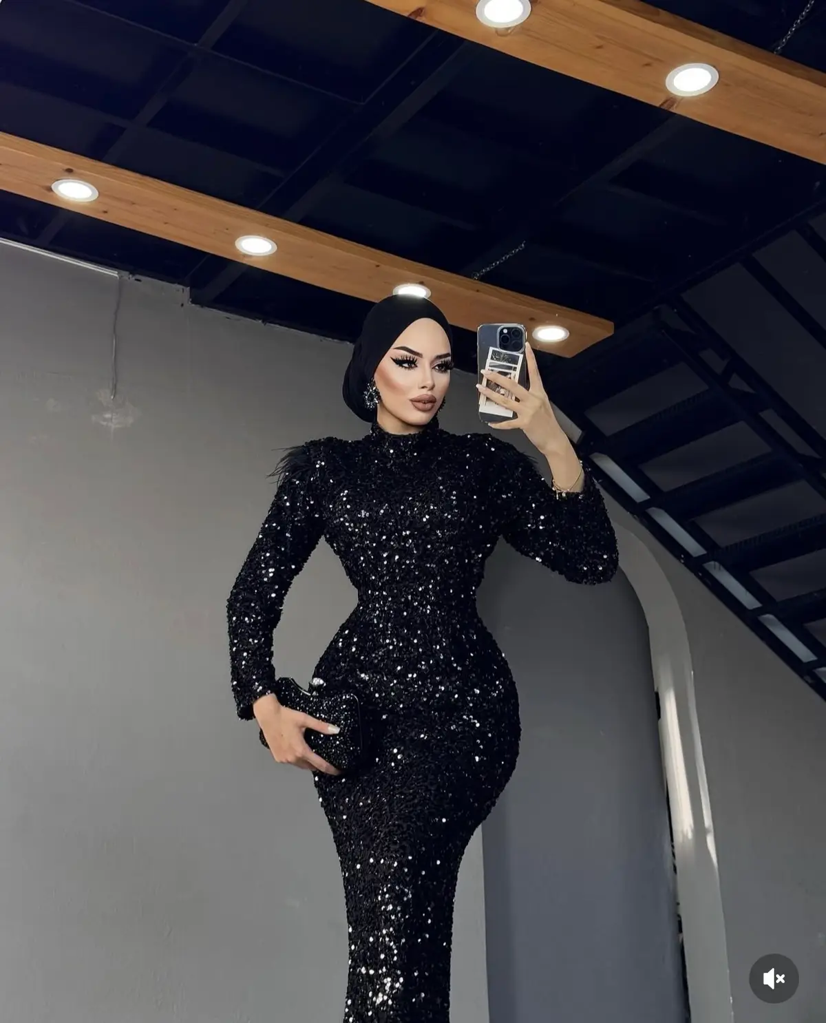 SOSA IŞILTILI BALIK ABİYE 