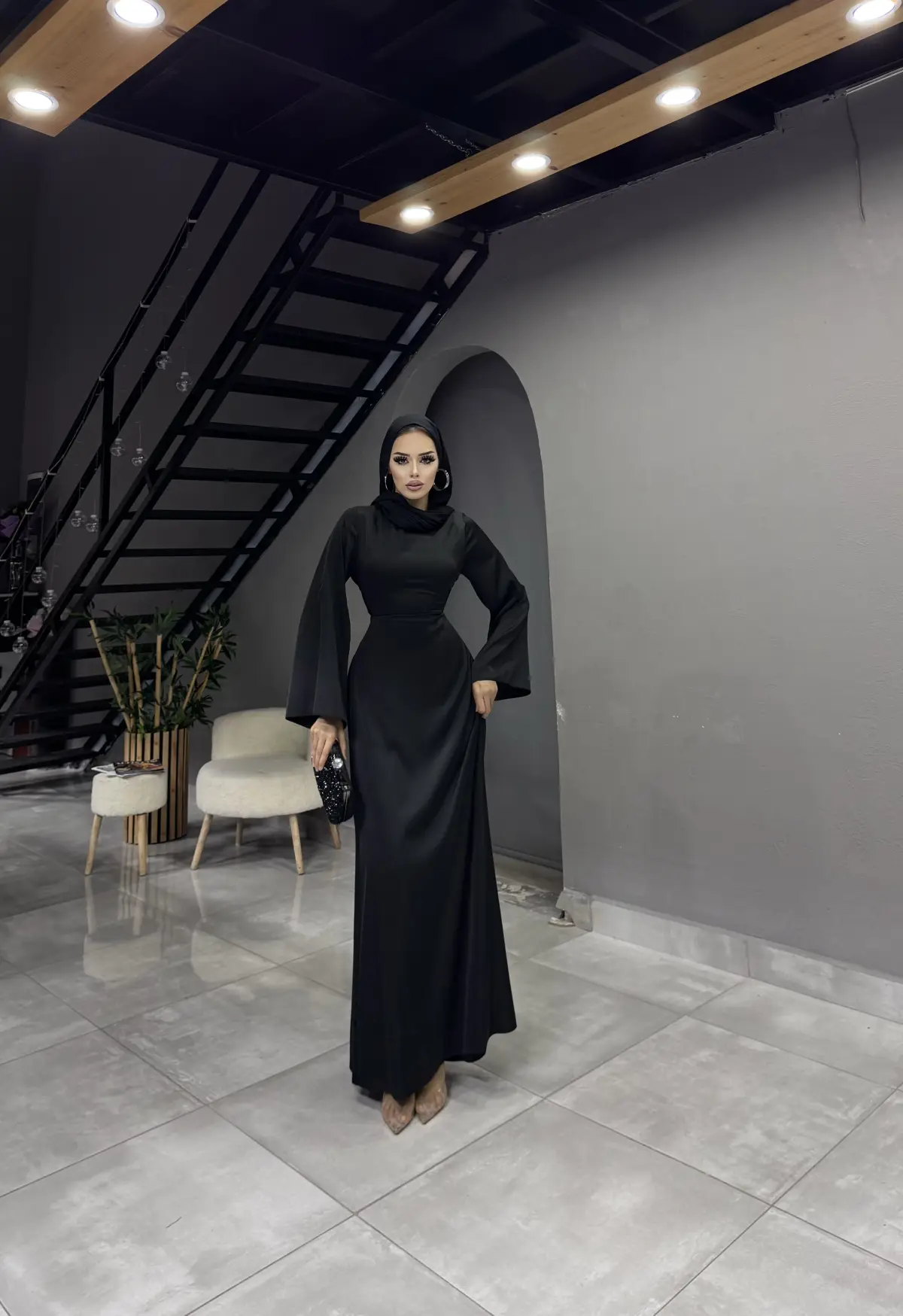 Arkası Çapraz Bağlamalı Tesettür Saten Abiye
