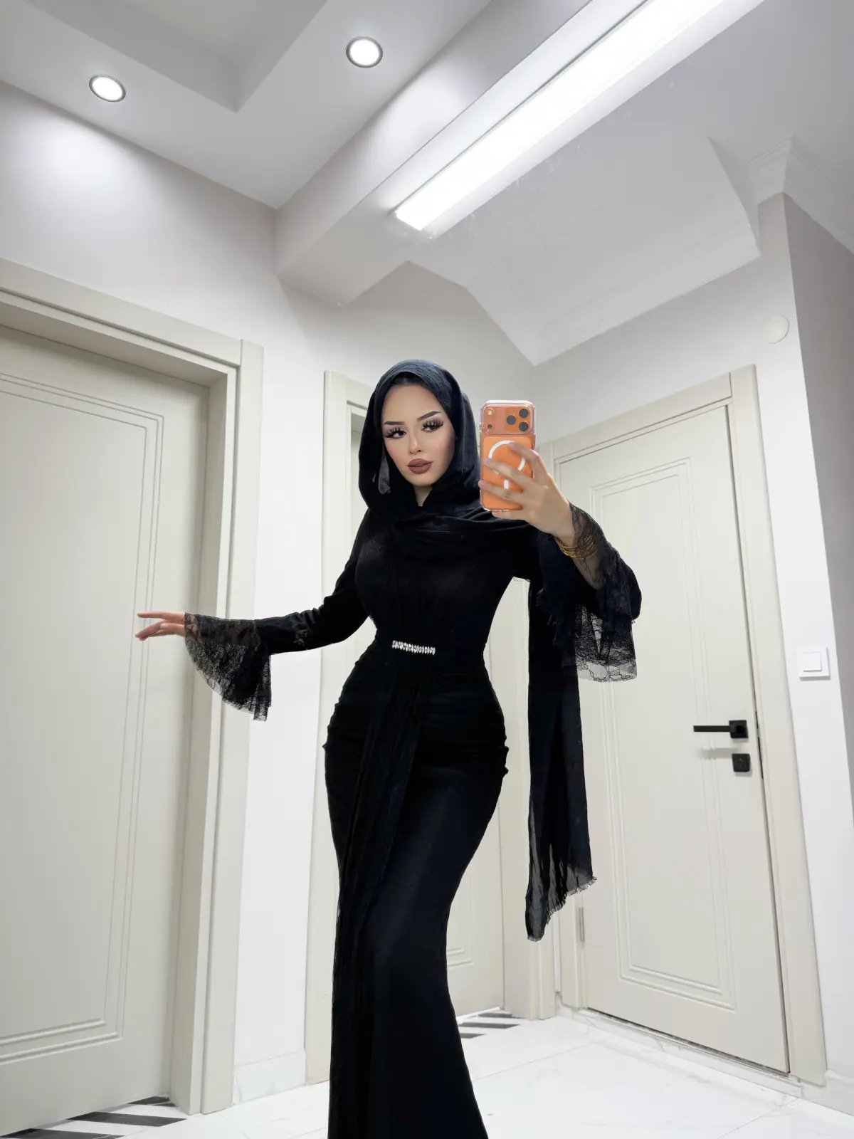 Siyah